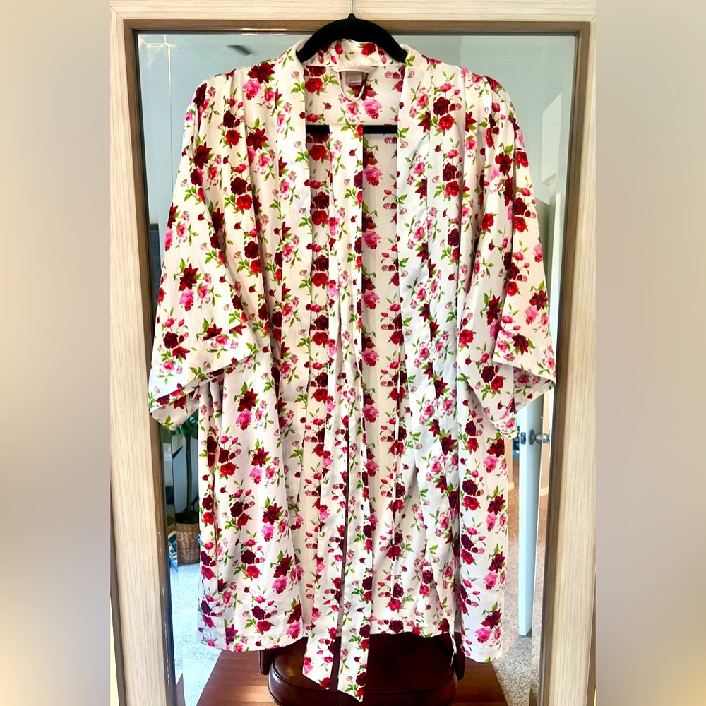 Victoria's Secret White Floral Satin Robe with Pink & Red Roses